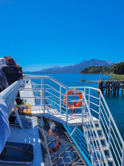 Puerto Blest y Cascada Los Cántaros: navegación guiada con traslado desde Bariloche